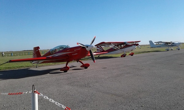 Tradicional reunión familiar en el Aero Club el 25 mayo