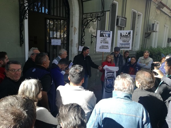 Buscan frenar el desalojo de colonos de Bigand