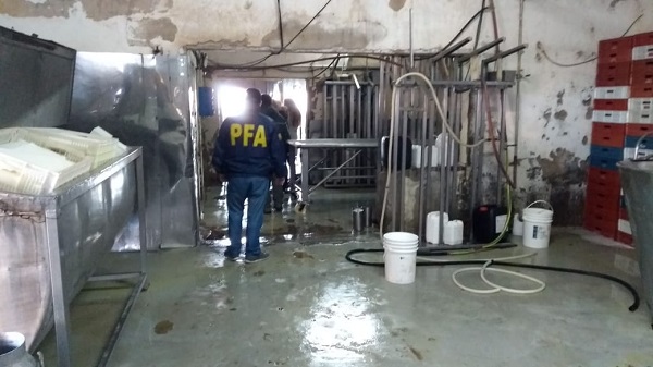 Clausuran un establecimiento lácteo en Cintra