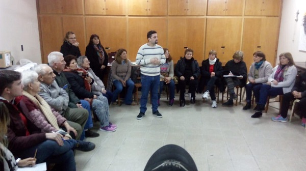 Exitosa reunión con vecinos
