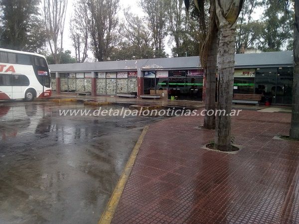 La terminal de Bell Ville: sola, triste y abandonada