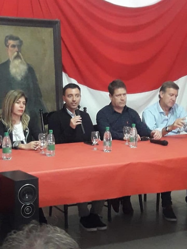 Importante reunión Radical en Bell Vile