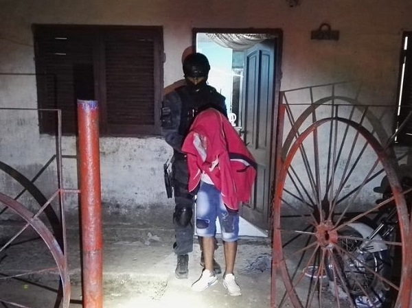 Varios allanamientos y dos detenidos por drogas en Bell Ville