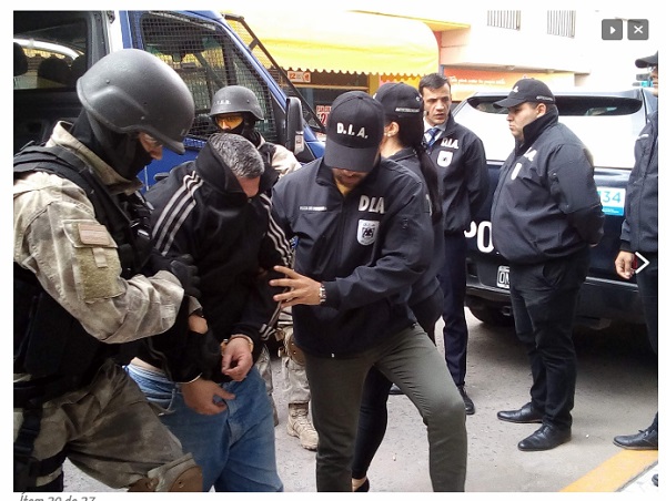 Procesan a 7 integrantes de la llamada «Compañía de Reserva del Ejército Argentino C. R. General Mohamed Alí Seineldín» , por “asociación ilícita”; “usurpación de autoridad, títulos y honores”, “falsificación de documentos”, “tenencia ilegítima de armas d