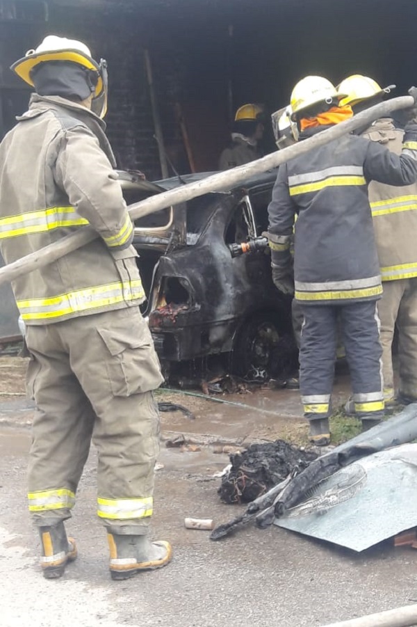 Incendio de un automóvil
