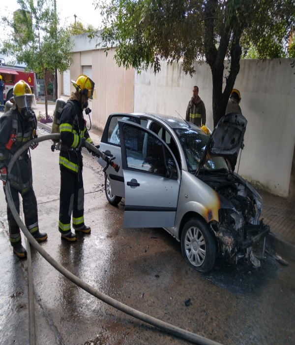 Incendio de un automóvil