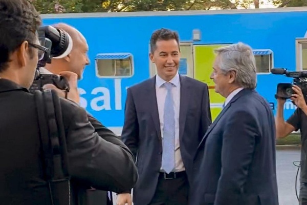Manuel  Calvo participó del relanzamiento del programa Remediar en Olivos.