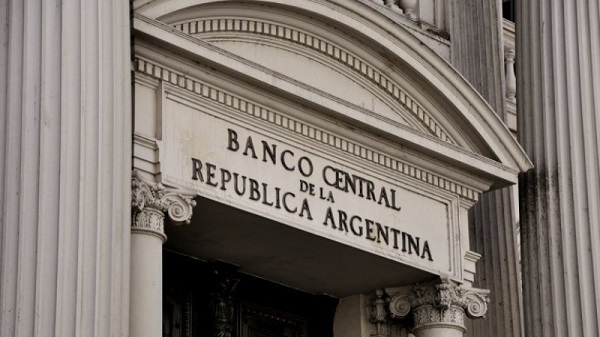 El lunes reabren empresas de cobro de servicios