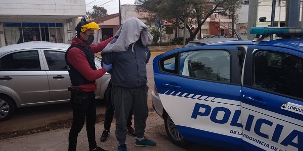 Allanamiento y detenciones en la ciudad de Bell Ville por delito de “estafa”