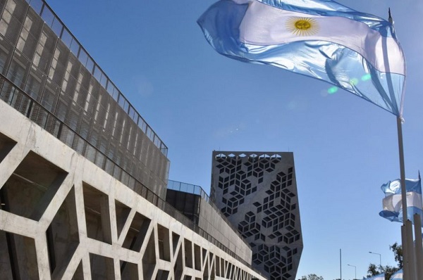 El viernes comienza el pago de haberes a la Administración Pública Provincial