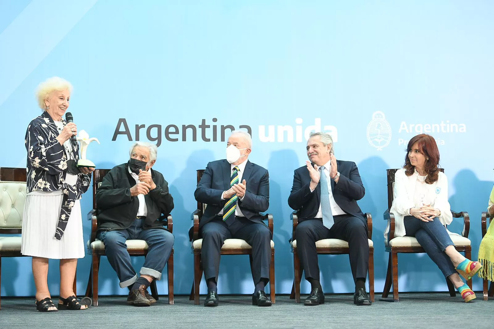 Entregaron los premios Azucena Villaflor 2021 en Casa Rosada