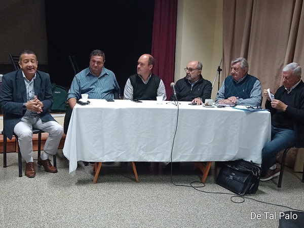 Intendentes de Unión se reunieron en Ordóñez.