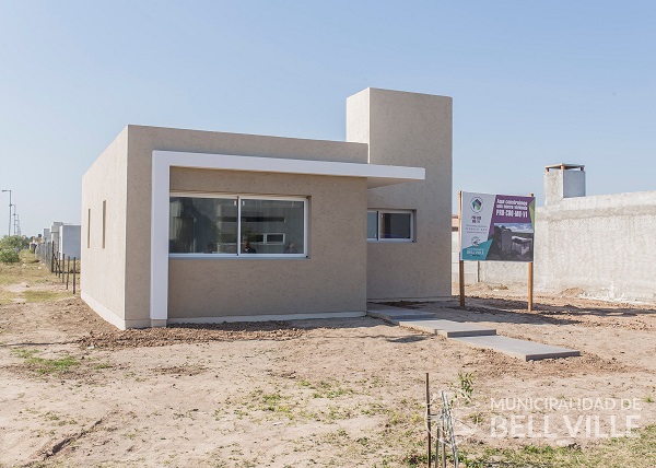 Bell Ville: una nueva vivienda entregada por el programa Pro.Coo.Mu.Vi.