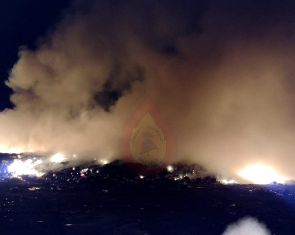 Bell Ville: incendio en el basural a cielo abierto.