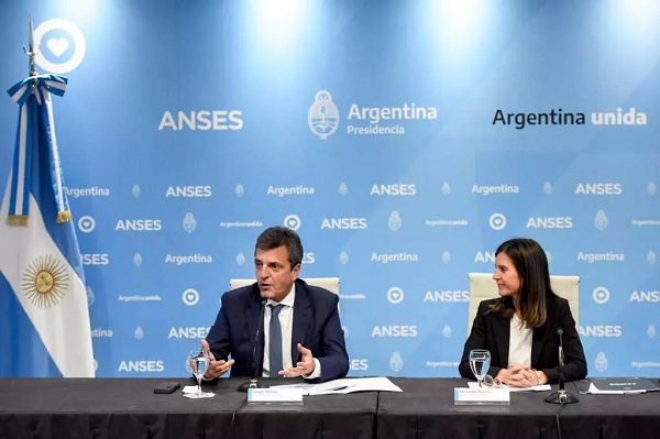 Las jubilaciones, pensiones y asignaciones universales aumentarán un 15,62% a partir del próximo mes.