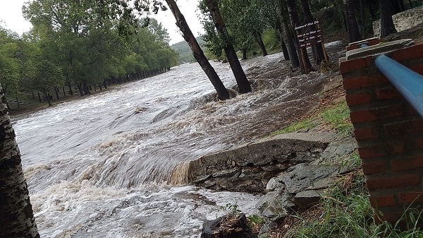 Estado de situación en la provincia por las tormentas y las crecidas de los ríos.