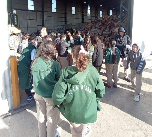 Bell Ville: Educación ambiental en la Planta de Resíduos Reciclables.