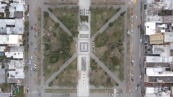 Bell Ville: El municipio tiene e agenda realizar remodelaciones en la plaza 25 de Mayo.