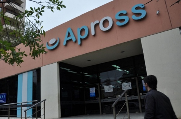 Fraude contra Apross: hay 10 detenidos tras 20 allanamientos simultáneos.