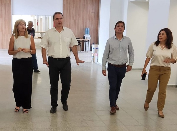Ferreyra recorrió obras de infraestructura escolar en Bell Ville