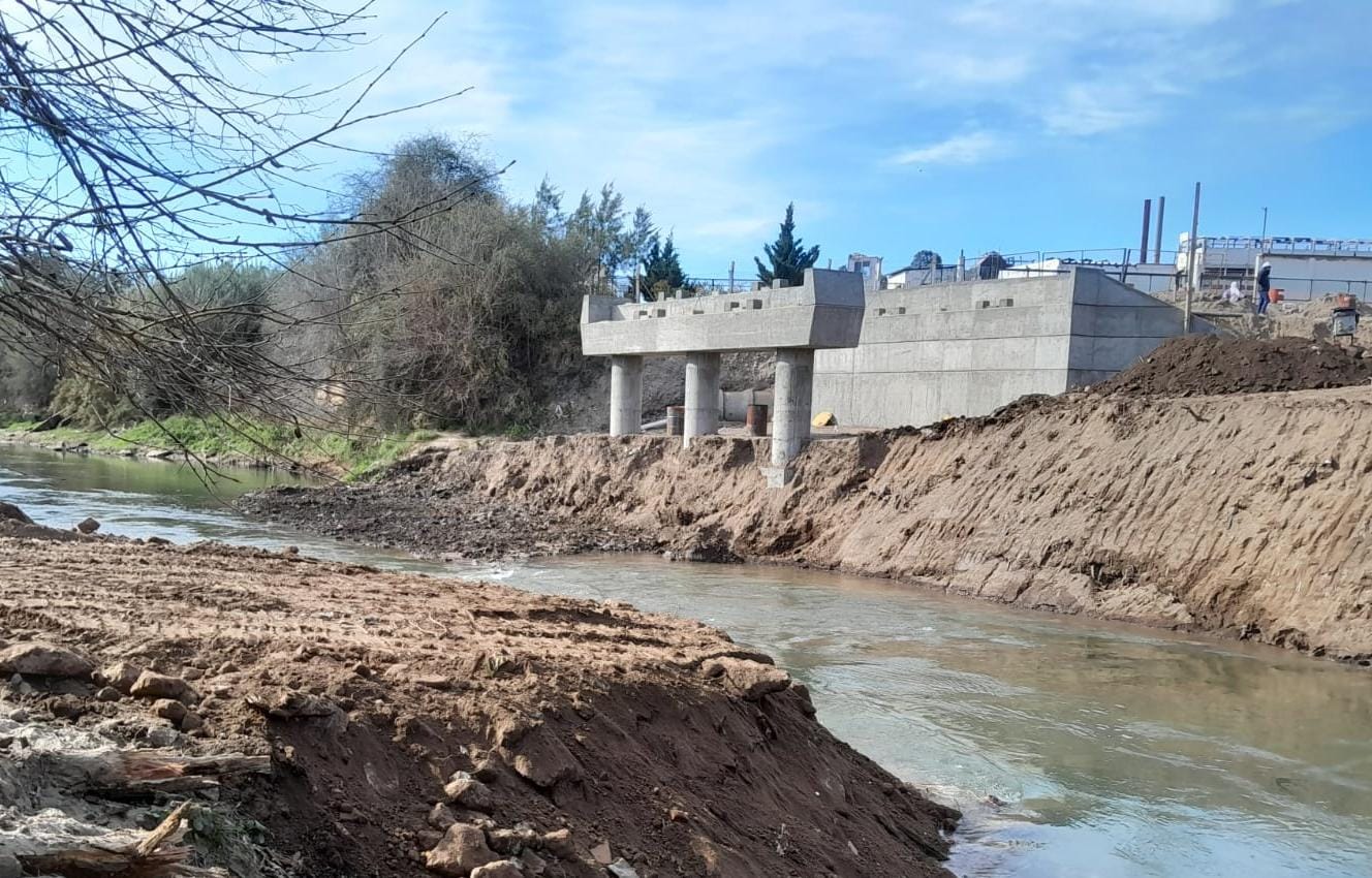 Bell Ville: el nuevo puente urbano tiene un 55 por ciento de avance