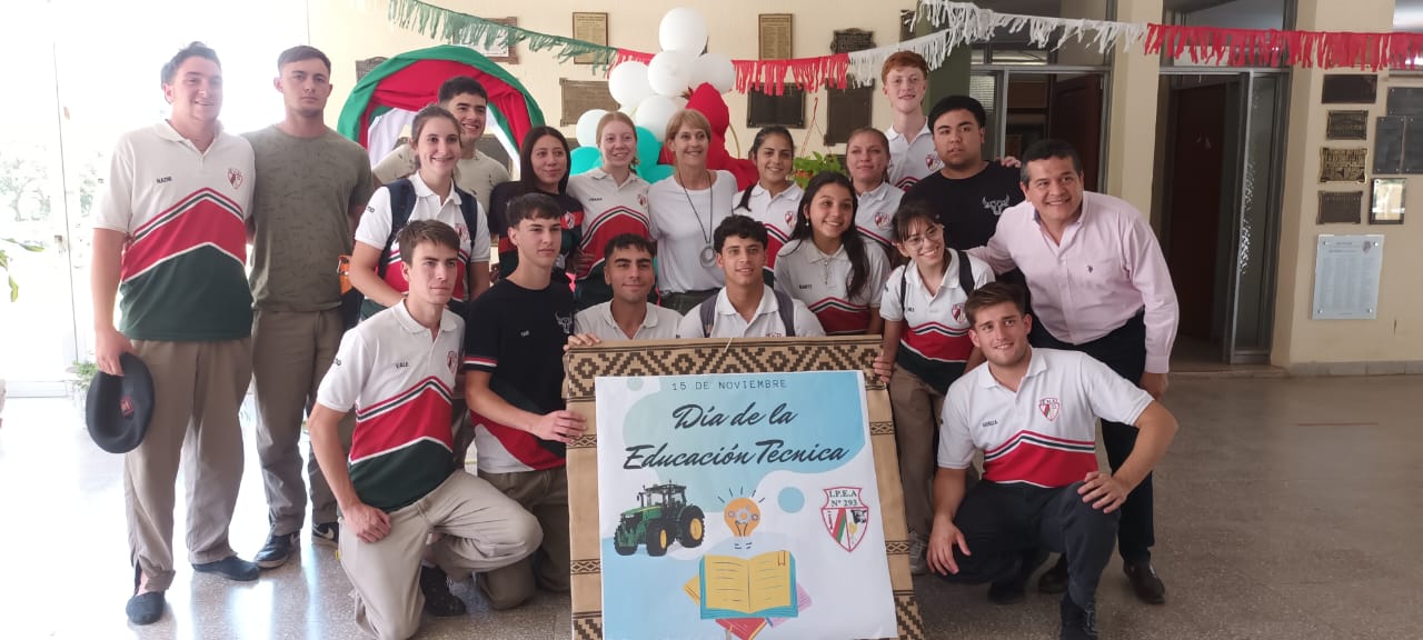 Jornada Abierta en I.P.E.A. 293 de Bell Ville: Celebración por el Día de la Educación Técnica.