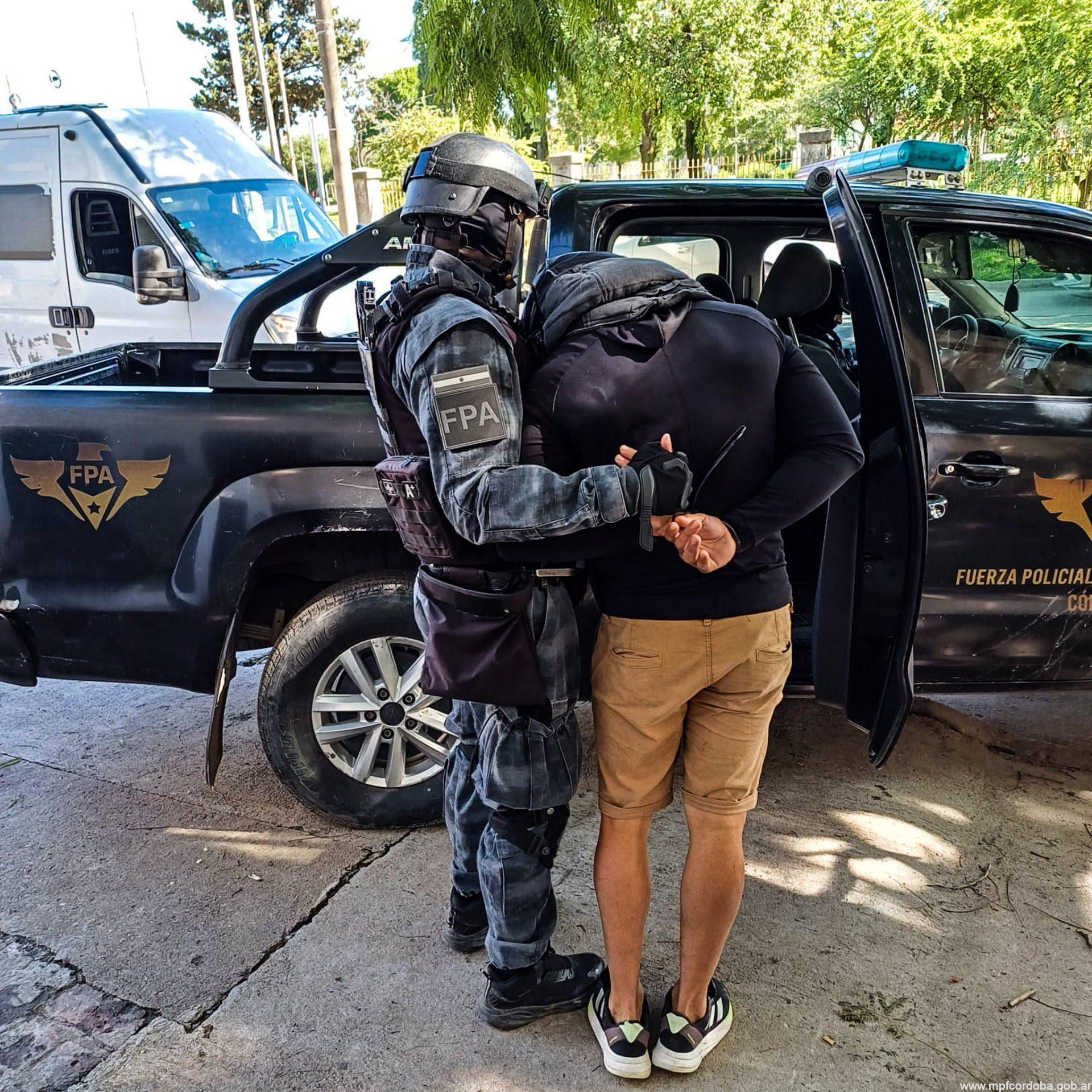 Bell Ville: tras denuncias anónimas al 0800, FPA detuvo a un sujeto e incautó estupefacientes