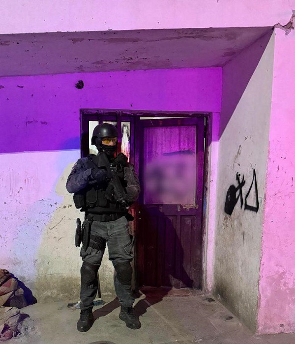 F.P.A. detuvo a una mujer con antecedentes e incautó drogas en Justiniano Posse