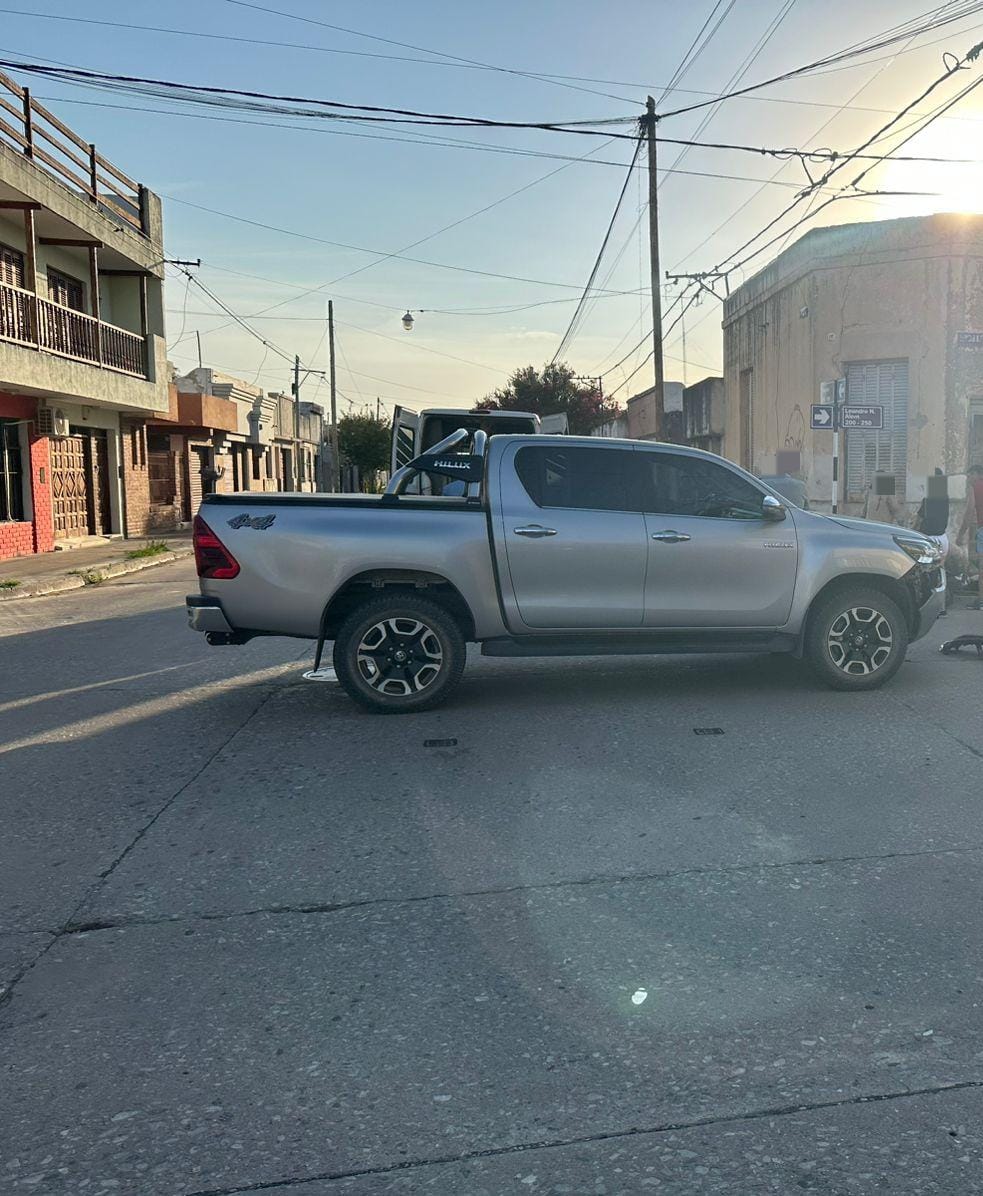 Bell Ville: una joven murió tras un choque entre una camioneta y una motocicleta.