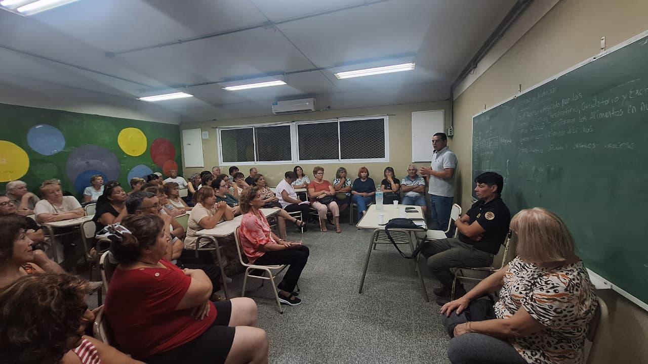 Importante reunión por la seguridad en Barrio Jardín.