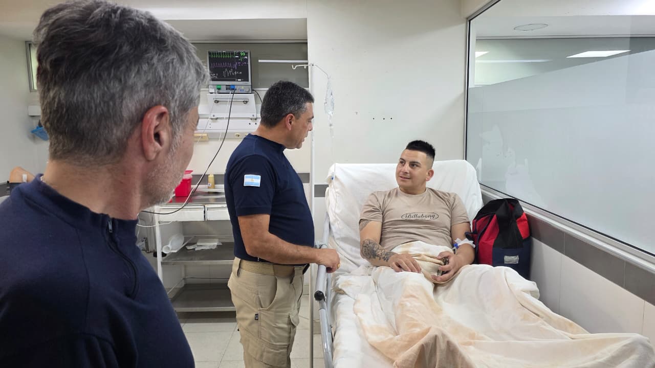 El jefe de Policía Marcelo Marín junto al ministro de Seguridad