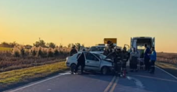 Fuerte choque frontal en Ruta 3: cuatro personas resultaron heridas
