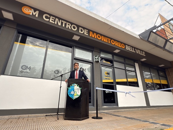 Después de años de anuncios y promesas, Bell Ville inauguró el Centro de Monitoreo.