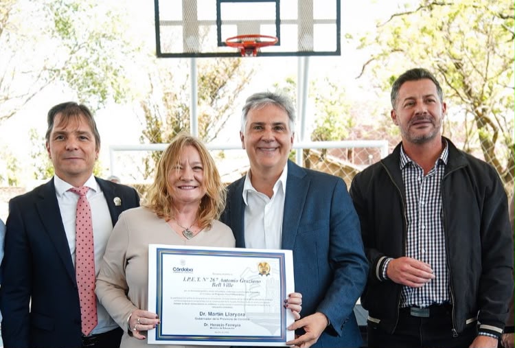 Llaryora y Abraham Galo recorrieron el Departamento Unión con una batería de anuncios y obras